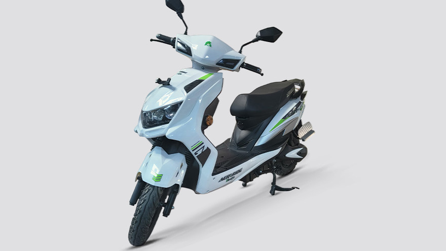 Aeroride YB2000 Front Left Quarter View