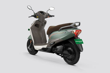 Ampere Magnus Grand Rear Left Three Quarter View