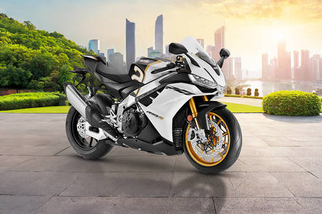 Aprilia RSV4 Insurance Price