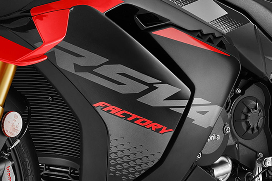 Aprilia RSV4 image 10