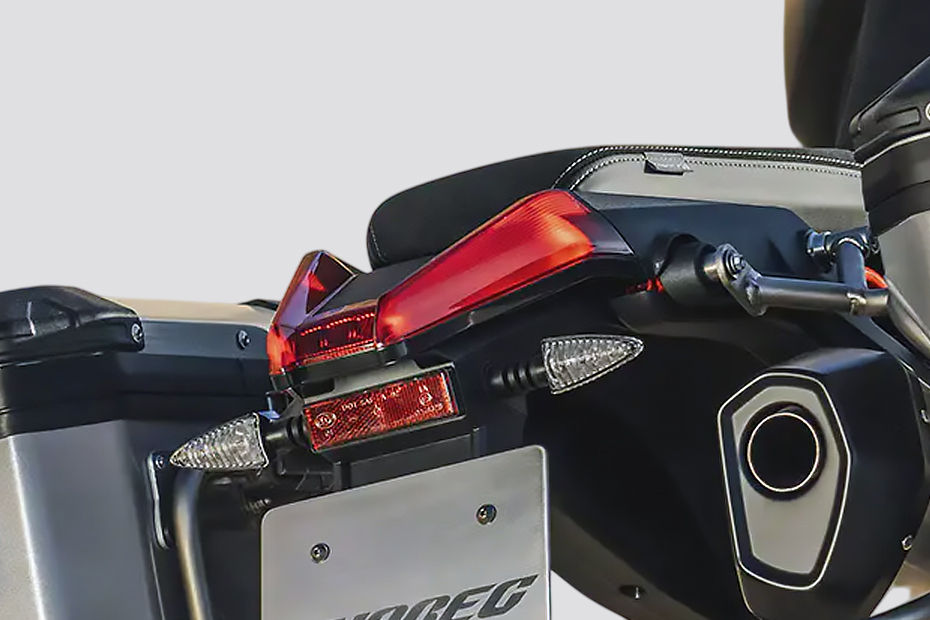 Aprilia Tuareg 660 image 7