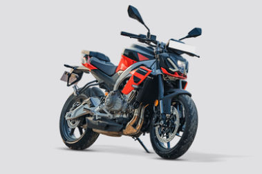 Aprilia Tuono 457