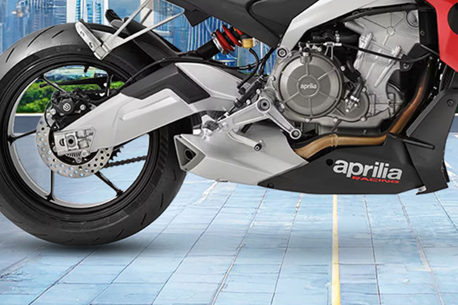 Aprilia Tuono 660 image 10