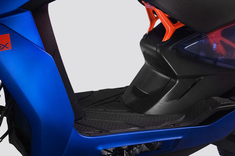 Ather 450 Apex image 10