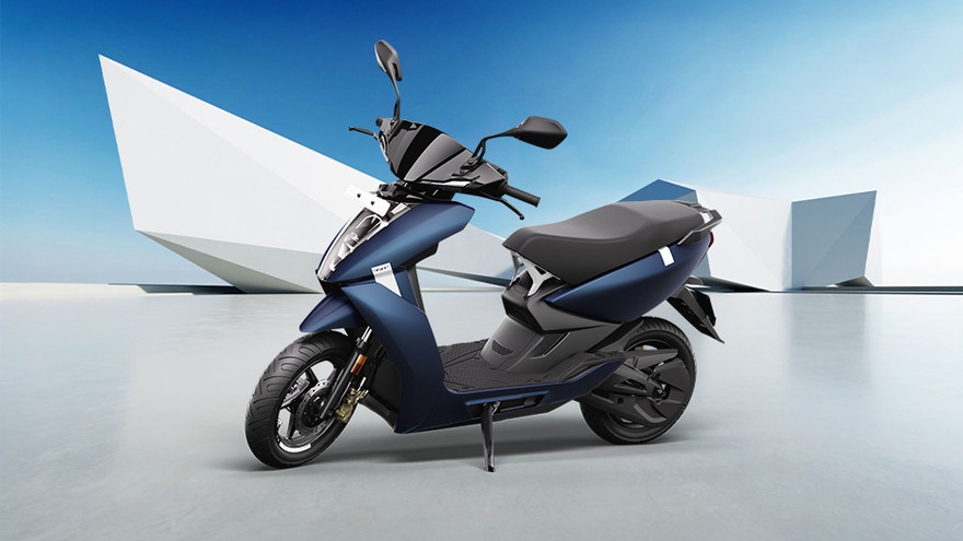 Ather 450X Front Left View
