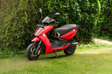 Ather 450X[2020-2024] Front Left View