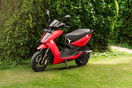 Ather 450X Front Left View