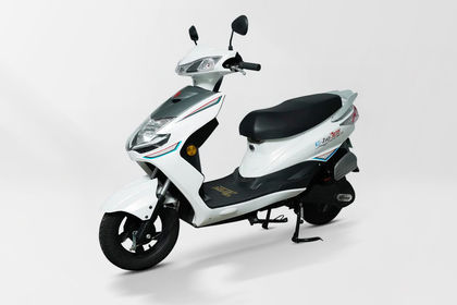 Avon E-Zap Dx Front Left Quarter View Avon E-Zap Dx Front Left Quarter View