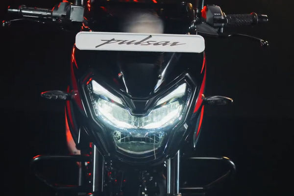 Bajaj Pulsar 150 Headlamp Bajaj Pulsar 150 Headlamp
