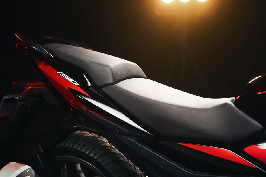 Bajaj Pulsar 150 image 6