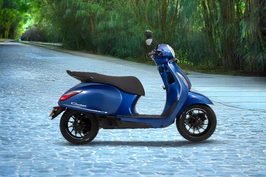 Bajaj Chetak 3502 दाईं ओर का दृश्य