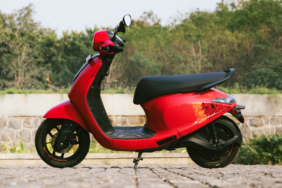 Bajaj Chetak C2501 image 4