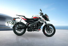 Used Bajaj Pulsar NS160 Bikes in Rampur