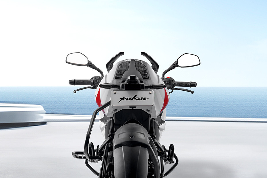 Bajaj Pulsar 150 Average Of Pulsar Ns 160 Bajaj Pulsar 150 Ns160