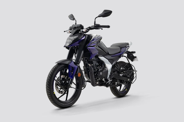 Bajaj Pulsar N125 Front Left Quarter View