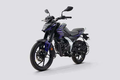 Bajaj Pulsar N125 Front Left Quarter View