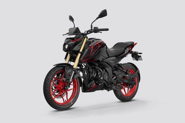 Bajaj Pulsar N160 S Front Left Quarter View Bajaj Pulsar N160 S Front Left Quarter View