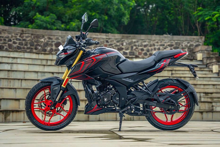 Bajaj Pulsar N160 S image 4