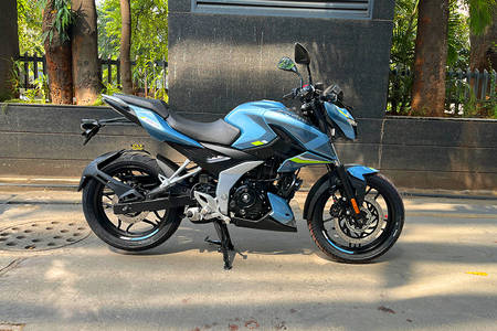 Bajaj Pulsar N160 Price Images Colours Specs Reviews