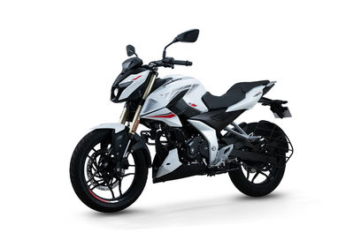 Pearl Metalic White