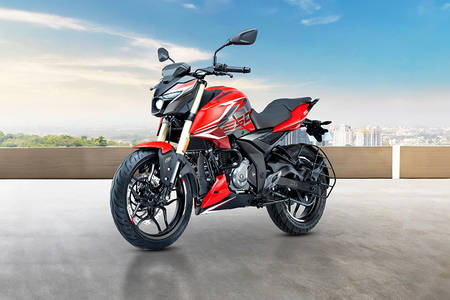 Bajaj Pulsar N250 Front Left View