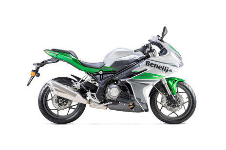 Benelli 302R Images 302R Photos 360 View