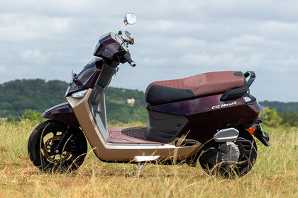 BGauss C12 MaxR Side Profile View (Left)