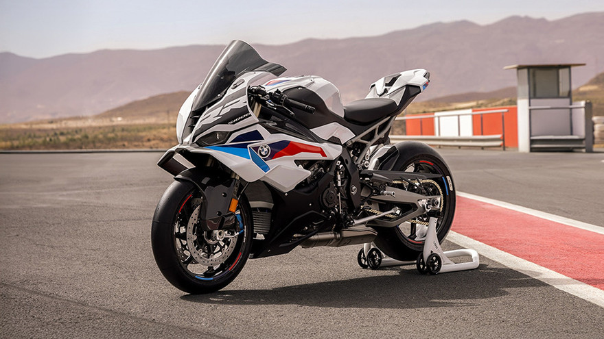 BMW S 1000 RR Front Left Quarter View