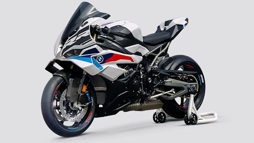 BMW S 1000 RR Front Right Quarter View