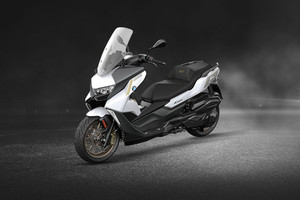BMW C 400 GT STD On road Price, Specifications, Weight, Range