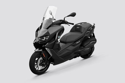 BMW C 400 GT Front Left Quarter View BMW C 400 GT Front Left Quarter View