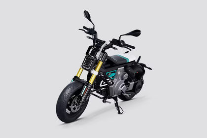 BMW CE 02 Front Left Quarter View