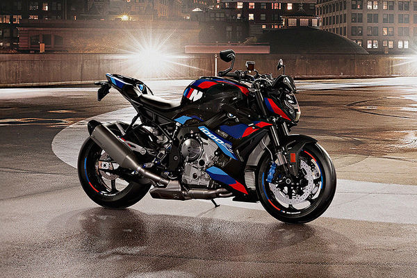 BMW M 1000 R (2024-2025) BMW M 1000 R (2024-2025)