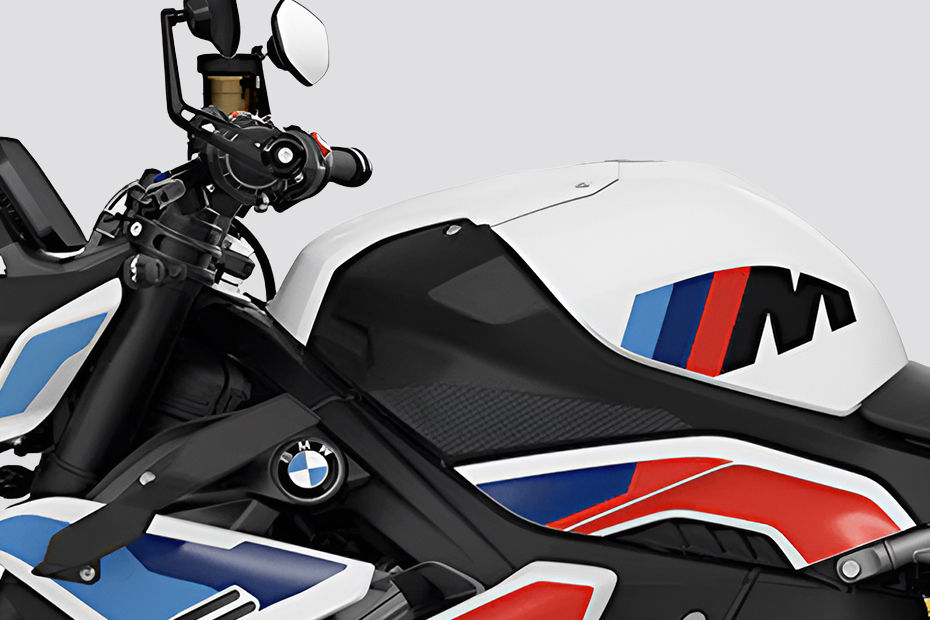 BMW M 1000 R image 10