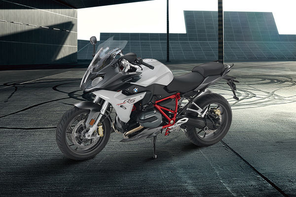 BMW R 1200 RS Front Left Quarter View BMW R 1200 RS Front Left Quarter View