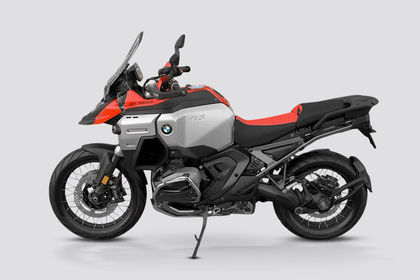 BMW R 1300 GS Adventure Side Profile View (Left) BMW R 1300 GS Adventure Side Profile View (Left)