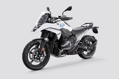 BMW R 1300 GS Front Left Quarter View BMW R 1300 GS Front Left Quarter View