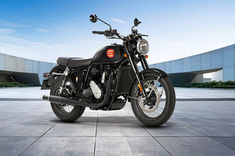 BSA Gold Star Shadow Black BSA Gold Star Shadow Black