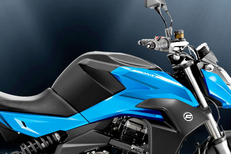 CFMoto 650NK image 4