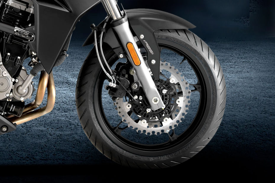 CFMoto 650NK image 7