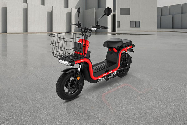 DelEVery U1 Electric Front Left Quarter View DelEVery U1 Electric Front Left Quarter View