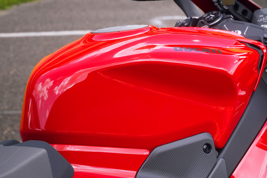 Ducati Panigale V4 image 11