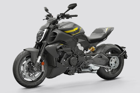 Ducati Diavel V4 Thrilling Black Ducati Diavel V4 Thrilling Black