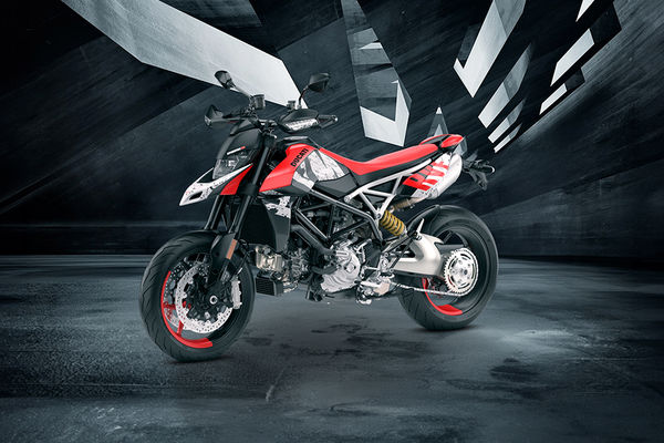 Ducati Hypermotard 950 Front Left Quarter View