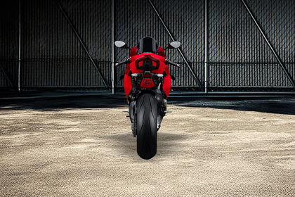 Ducati Panigale V4 2022 -2024 रियर व्यू