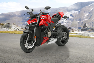 Ducati Streetfighter V4 (2020-2025) Front Left Quarter View