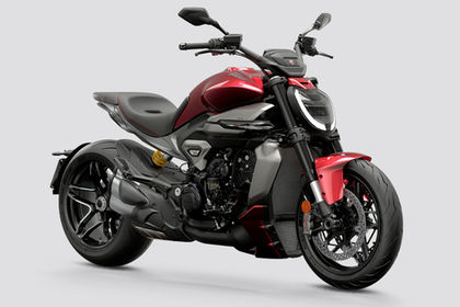 Ducati XDiavel V4 Burning Red Ducati XDiavel V4 Burning Red