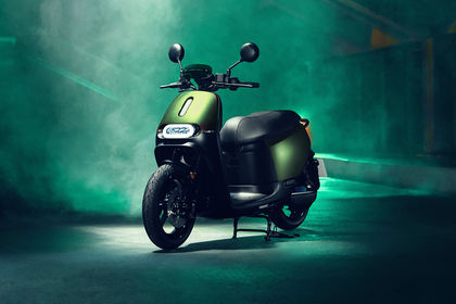 Gogoro Supersport Front Right Quarter View Gogoro Supersport Front Right Quarter View