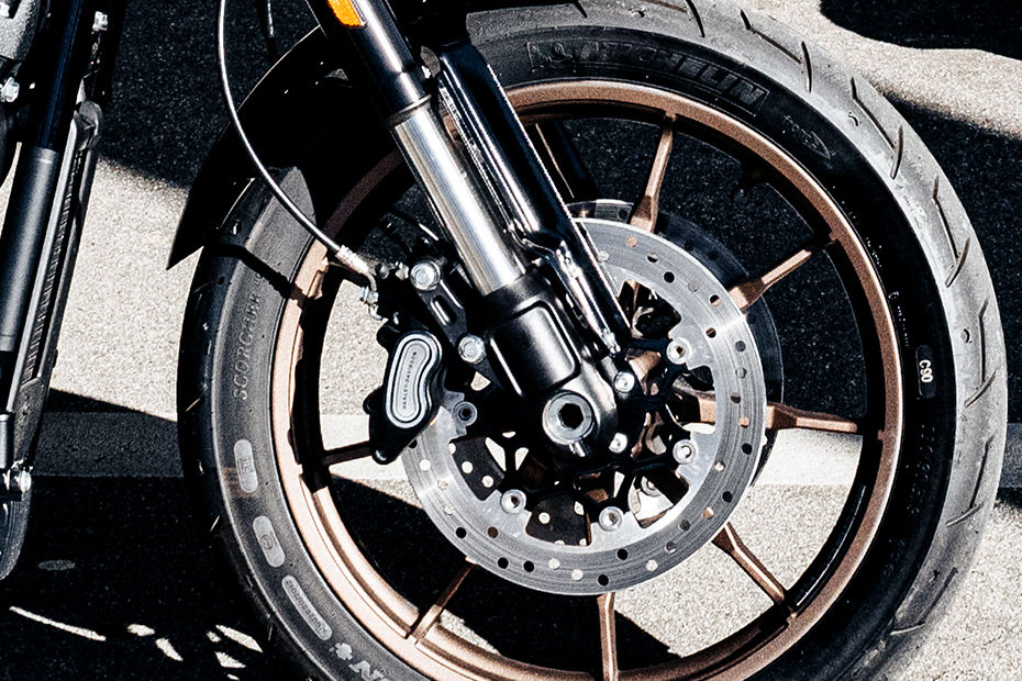 Harley-Davidson Low Rider S image 9