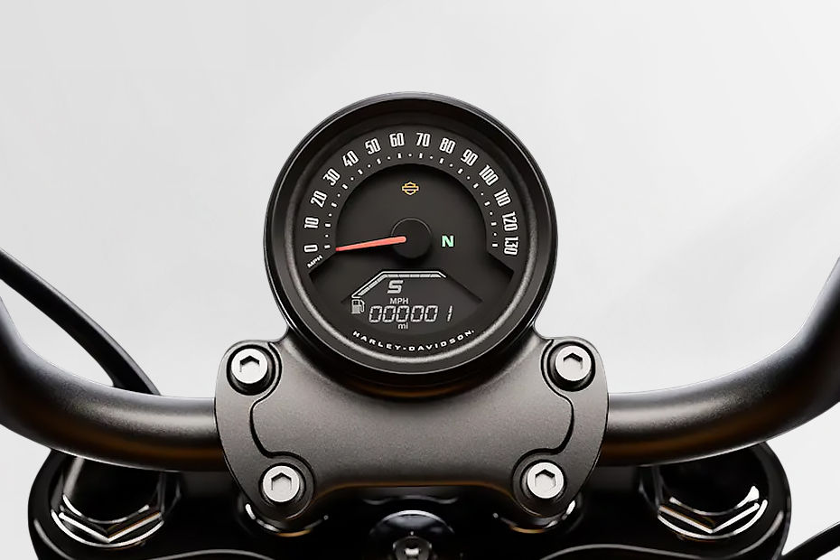 Harley-Davidson Street Bob image 11